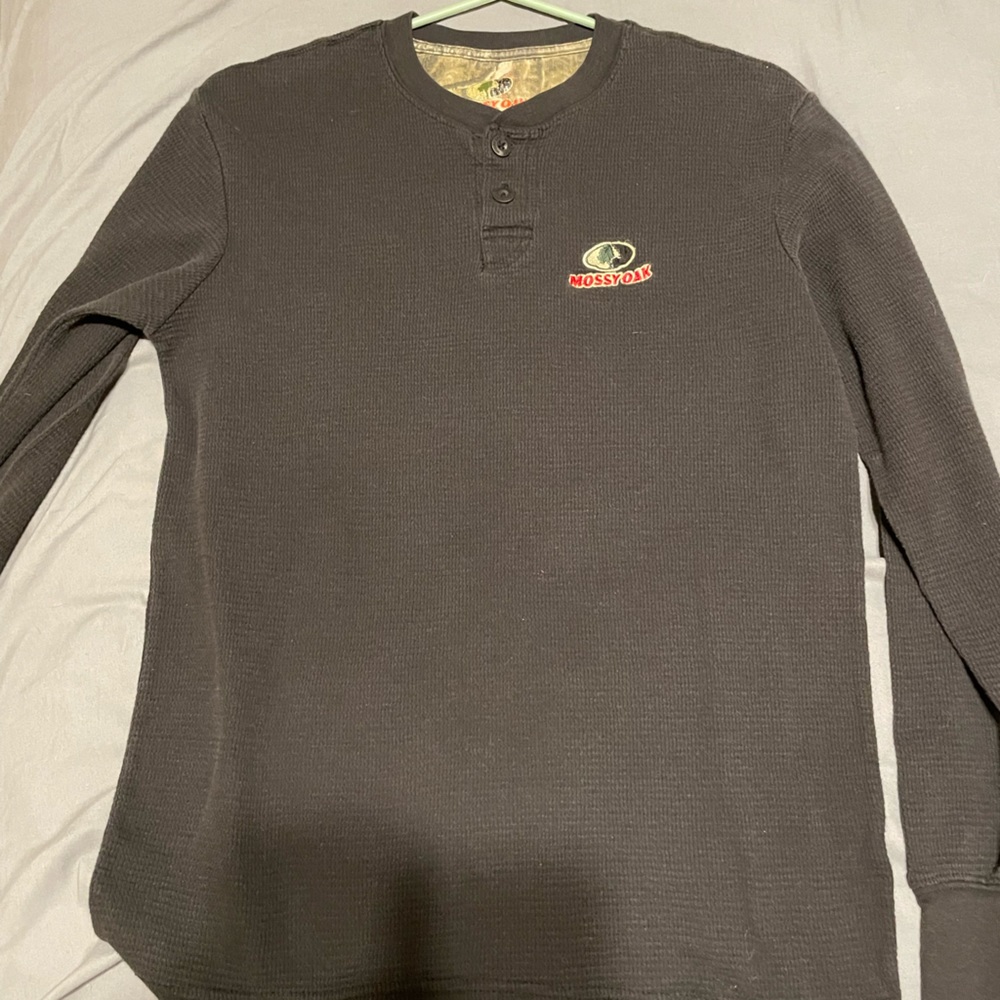 Thick Mossy oak long sleeve